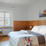Design Alpino In Centro Con Balcone E Parcheggio * Tarvisio