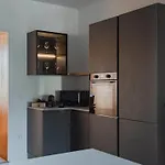Lejlighed Design Alpino In Centro Con Balcone E Parcheggio