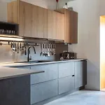 Design Alpino In Centro Con Balcone E Parcheggio Lejlighed *