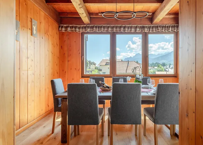 Design Alpino In Centro Con Balcone E Parcheggio * Tarvisio