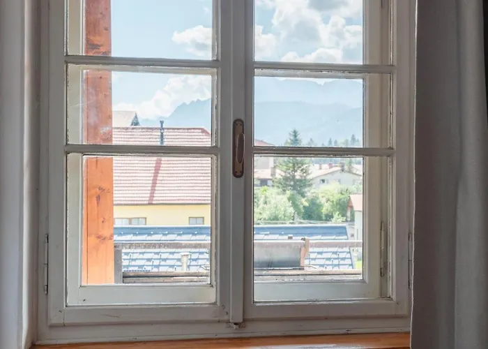 Design Alpino In Centro Con Balcone E Parcheggio