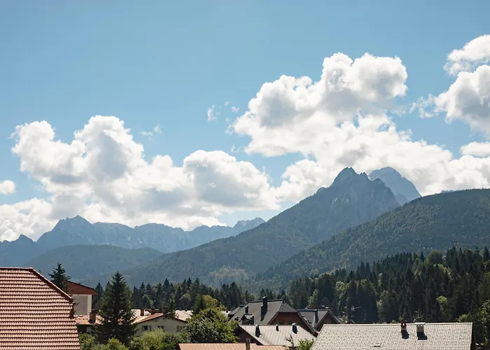 Design Alpino In Centro Con Balcone E Parcheggio Appartement